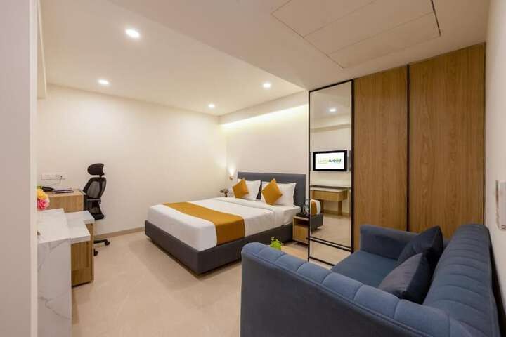 Room 9 of 29