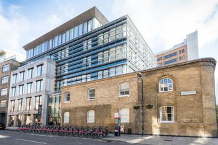 Image of Stylish 2BR flat right next to the Tate Modern
