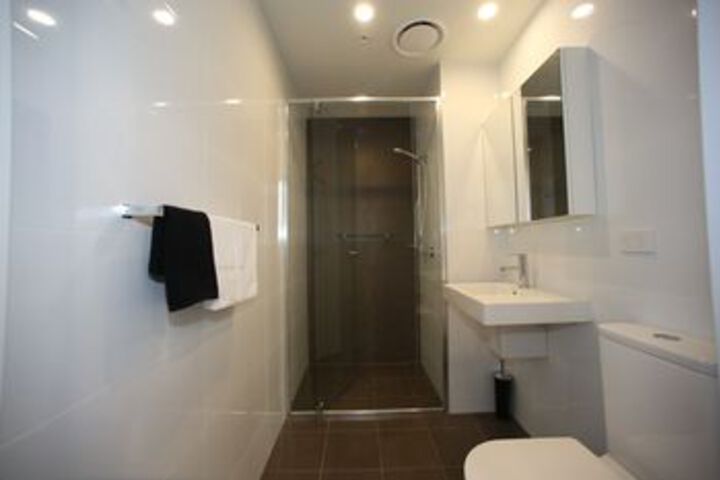 Room 2 of 12