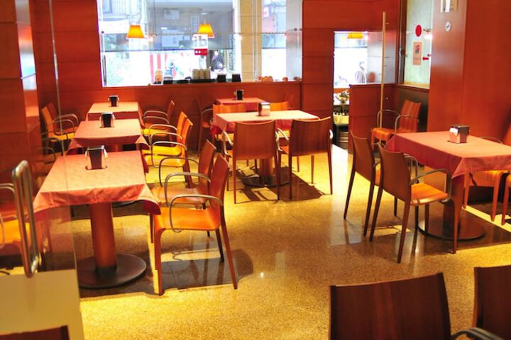 Breakfast area