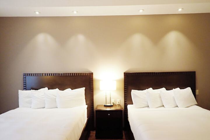 Room 22 of 42