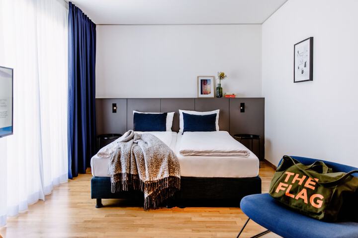 Room 13 of 68