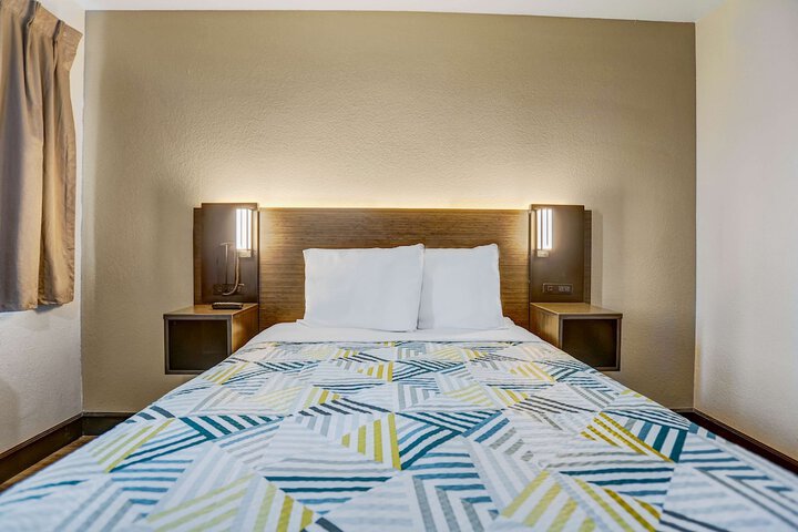 1 Double Bed Roll in Shower (2 of 11)