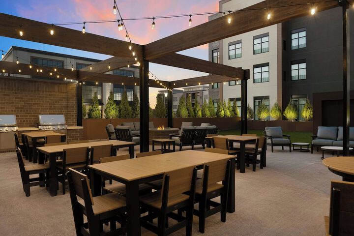 Terrace/Patio 36 of 39