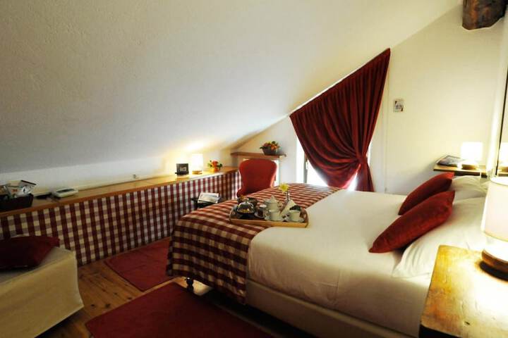 Room 22 of 53