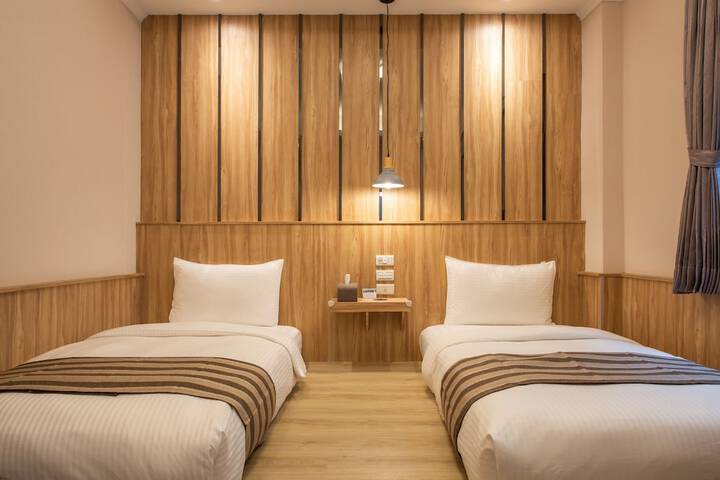 Room 46 of 91