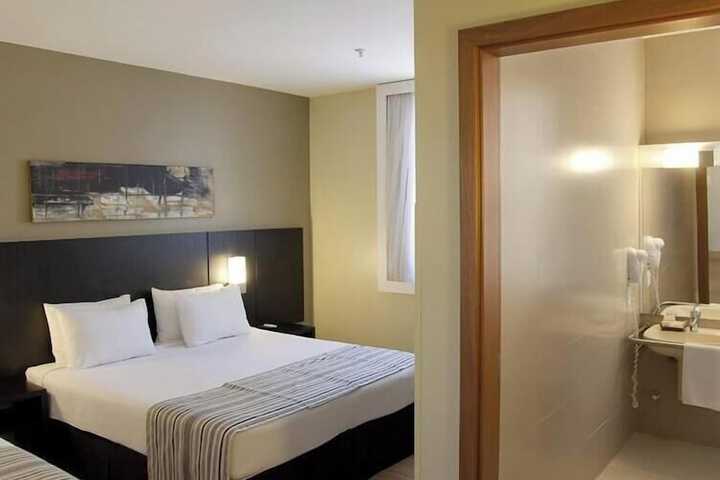 Room 15 of 69