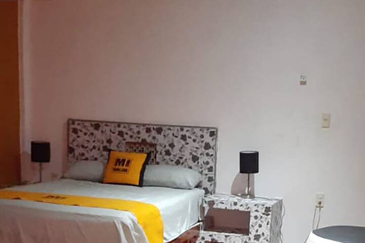 Room 6 of 19