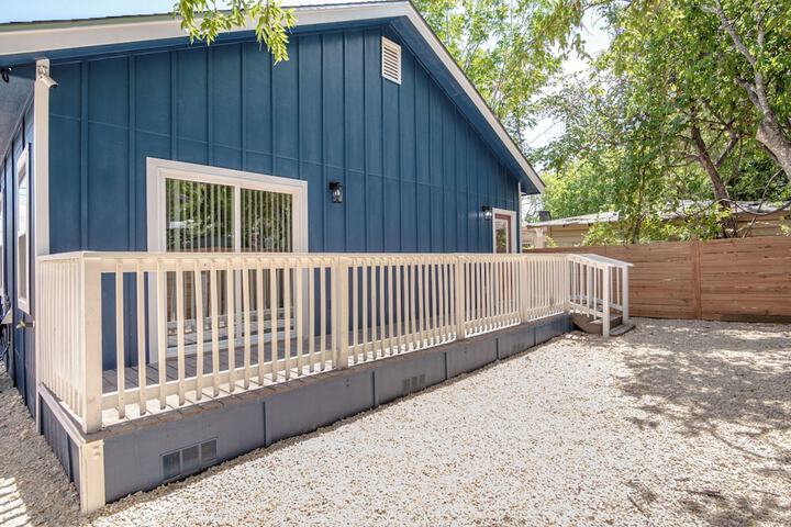 Terrace/Patio 14 of 34