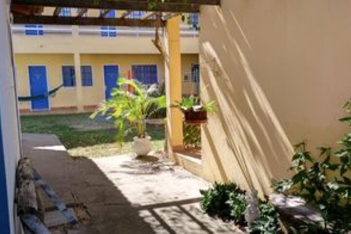 Hotel Exterior 10 of 40
