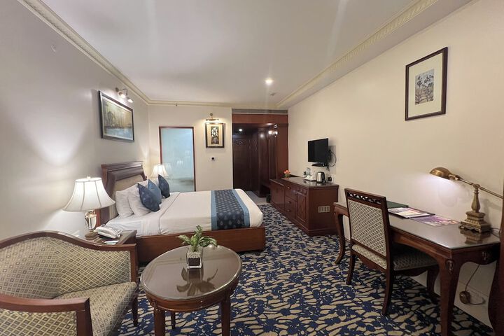 Room 47 of 164