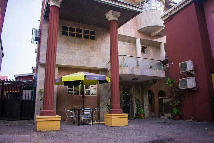 Maidaville Hotel and Suites in Lagos