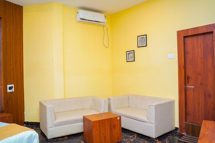 Room 2 of 11