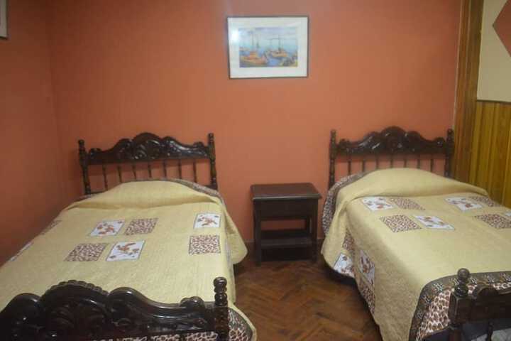 Room 13 of 65