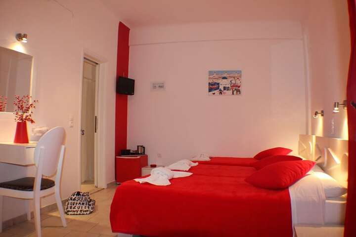 Room 11 of 25