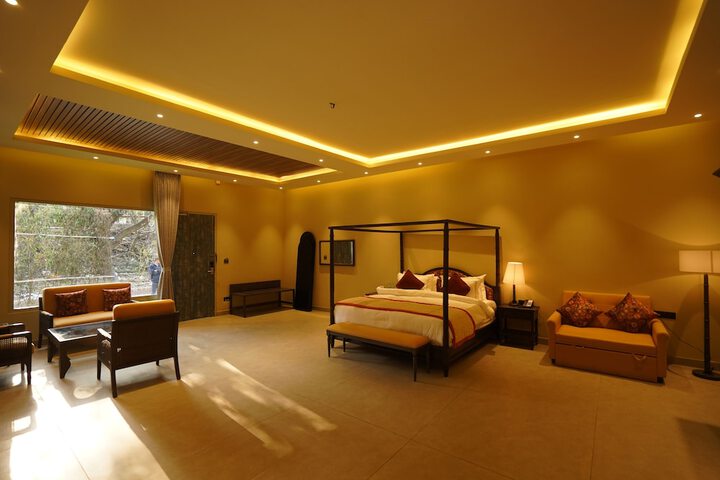 Room 107 of 256