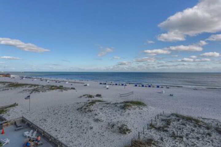 Beach 99 of 360