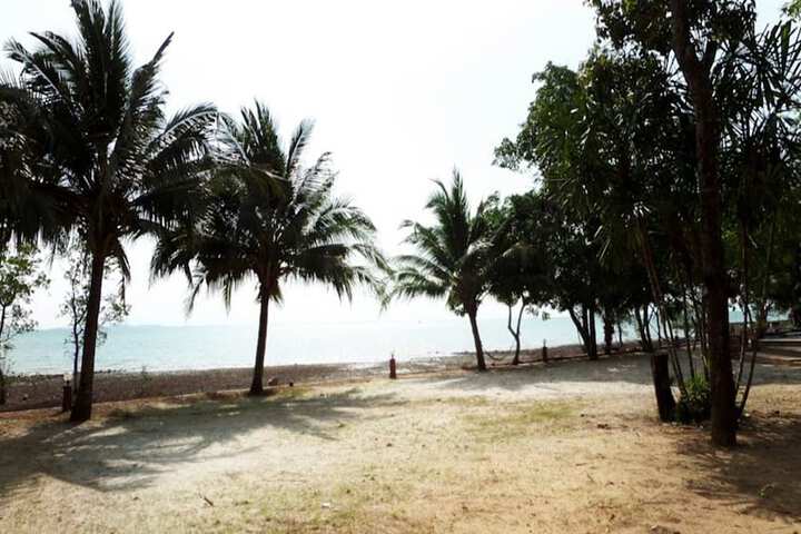 Beach 64 of 78