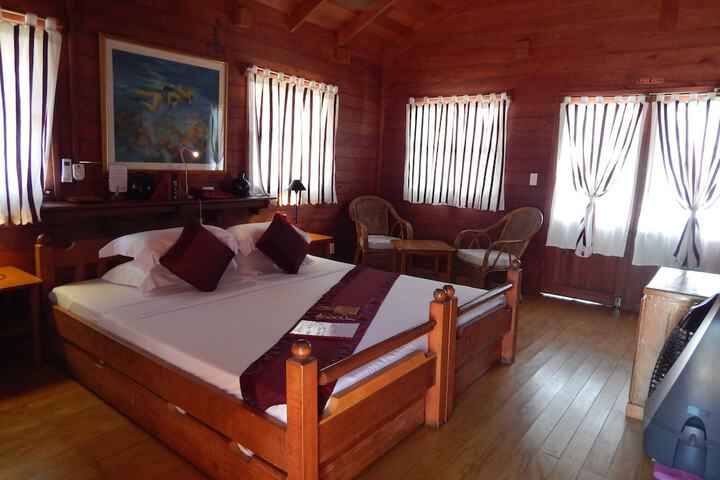 Room 10 of 44