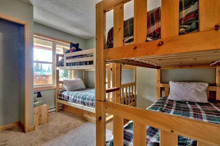 Room 3 of 14