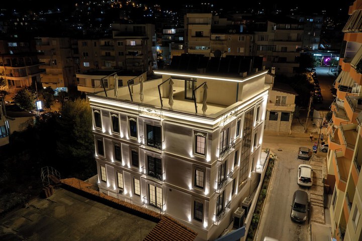 Hotel 127 of 128
