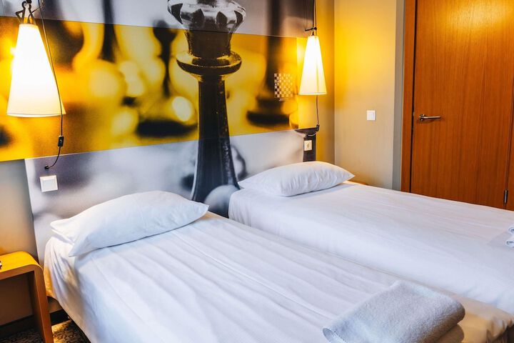 Room 20 of 50