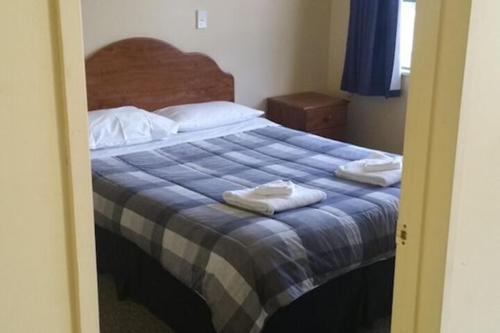 Room 12 of 26
