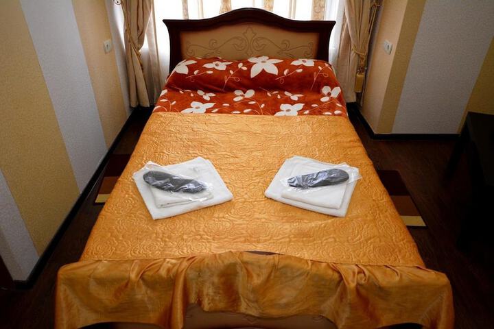 Room 7 of 20