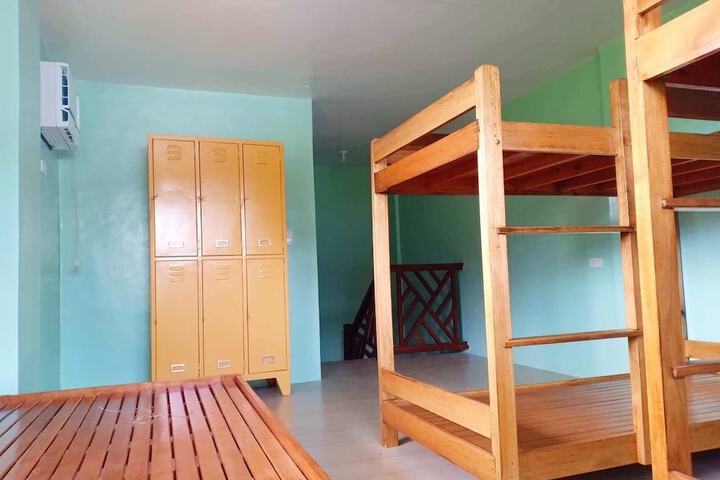 Room 7 of 17