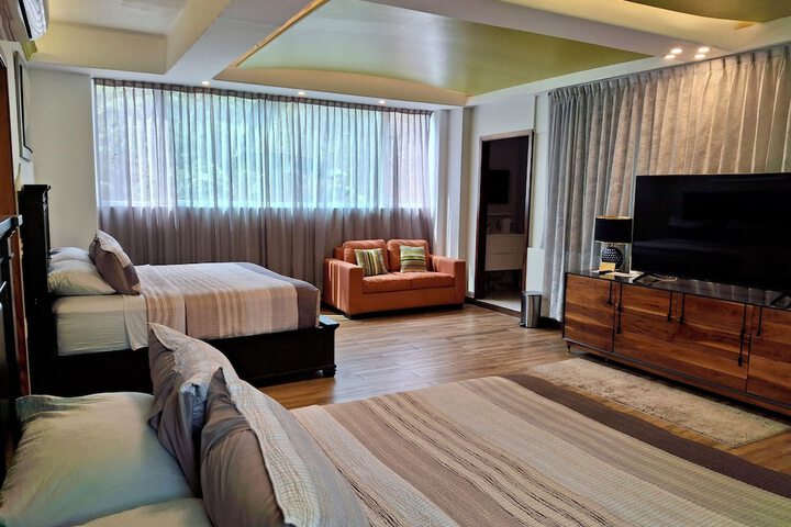 Room 128 of 336