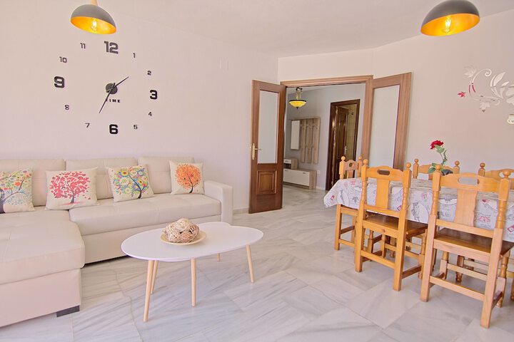Room 12 of 22