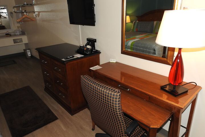 Room 26 of 46