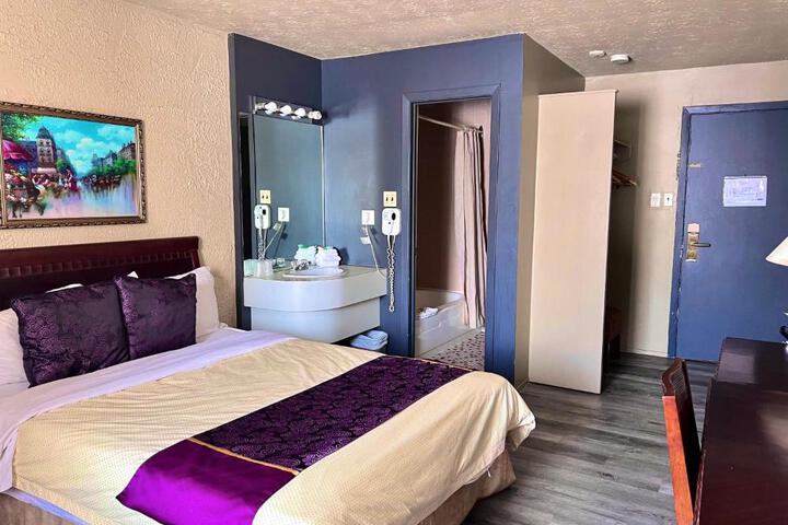 2 Double Beds (3 of 16)