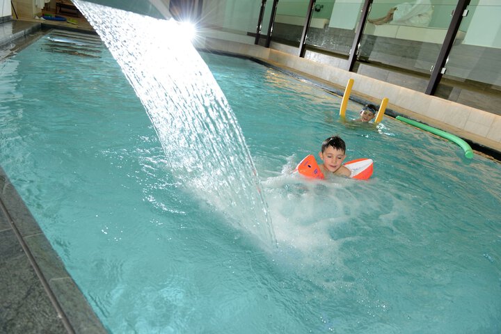 Pool 46 of 100