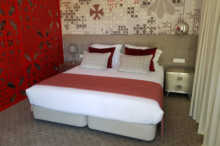 Room 33 of 57