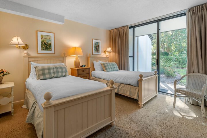 Room 50 of 190