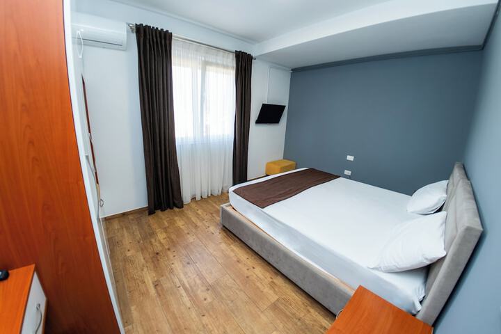 Room 29 of 90