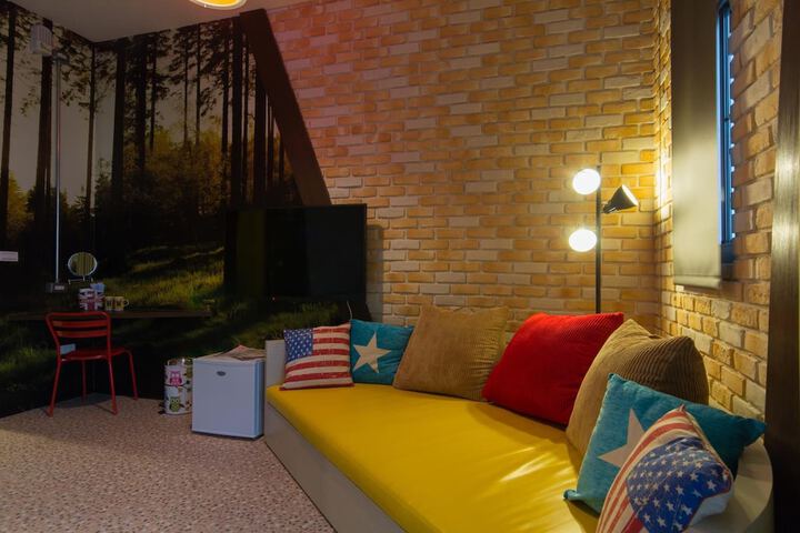 Room 29 of 43