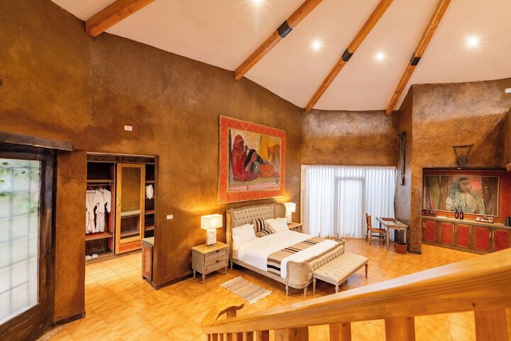 Room 6 of 45