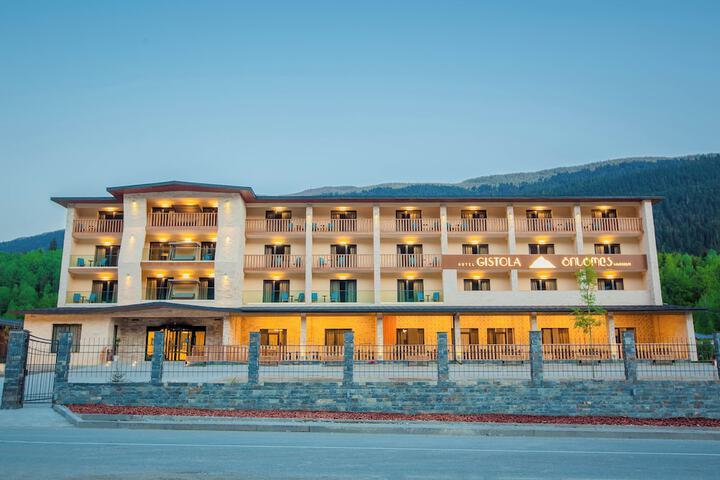 Hotel Gistola in Mestia