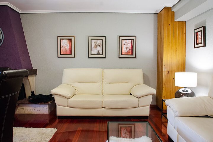 Room 21 of 34