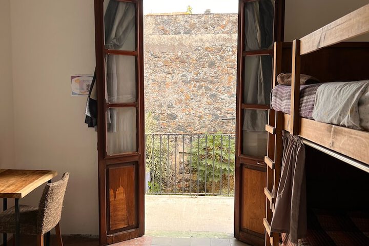 Room 8 of 50