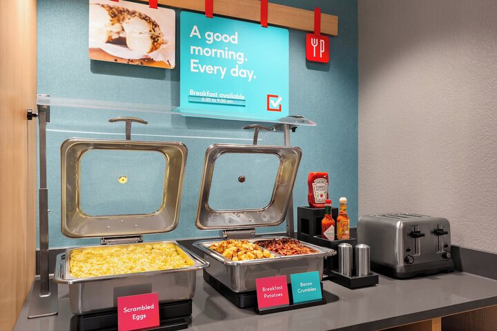 Breakfast/Coffee Service 21 of 26