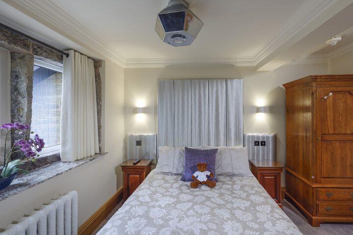 Room 7 of 53