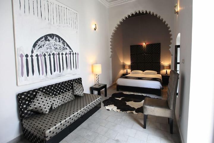 Room 14 of 52