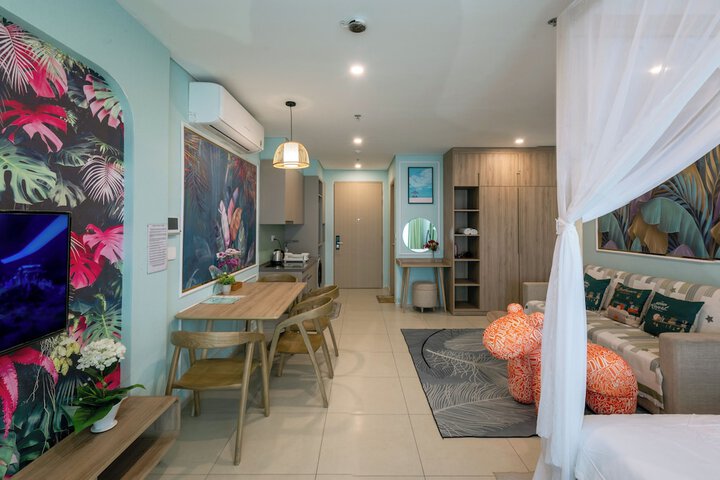 Room 38 of 299