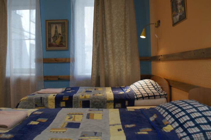 Room 19 of 93