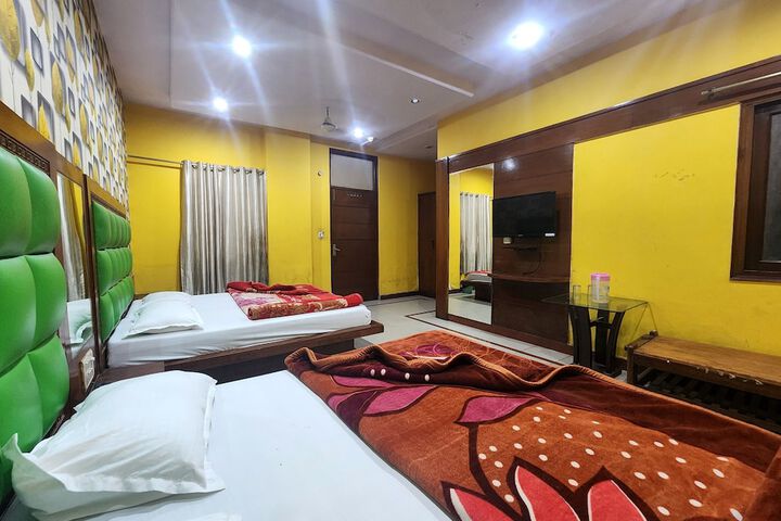 Room 14 of 49