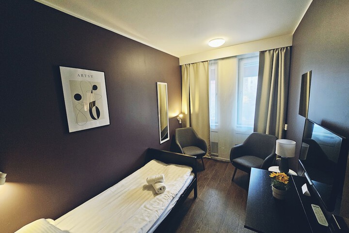 Room 19 of 51