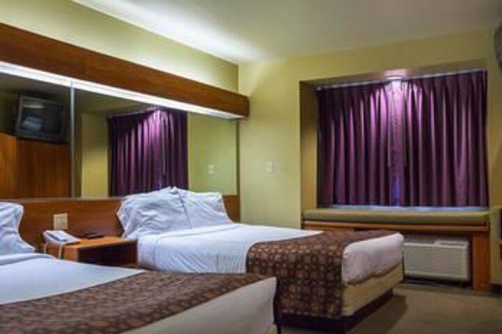 Room 15 of 30